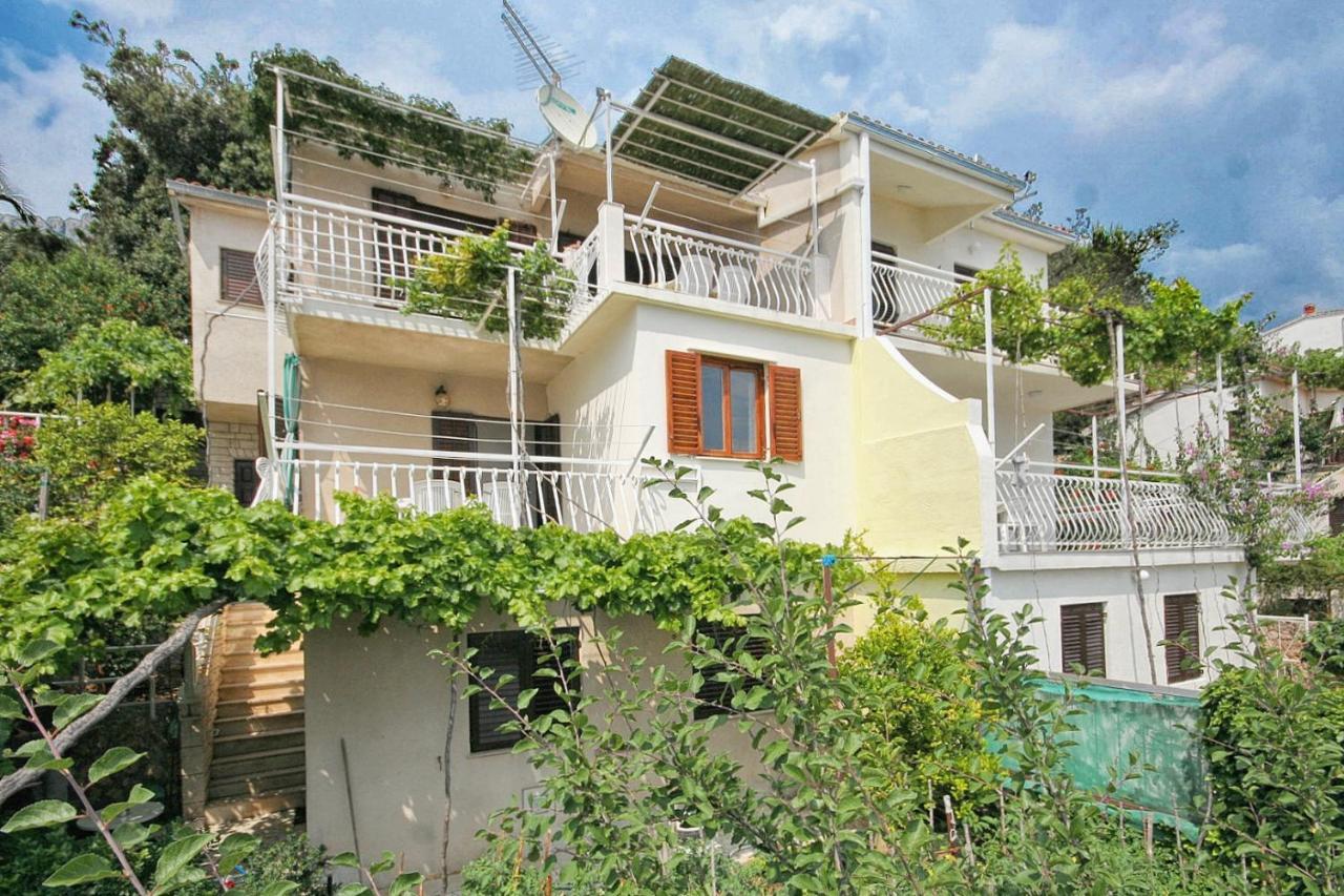 Apartments By The Sea Stanici, Omis - 1028 Tice Esterno foto